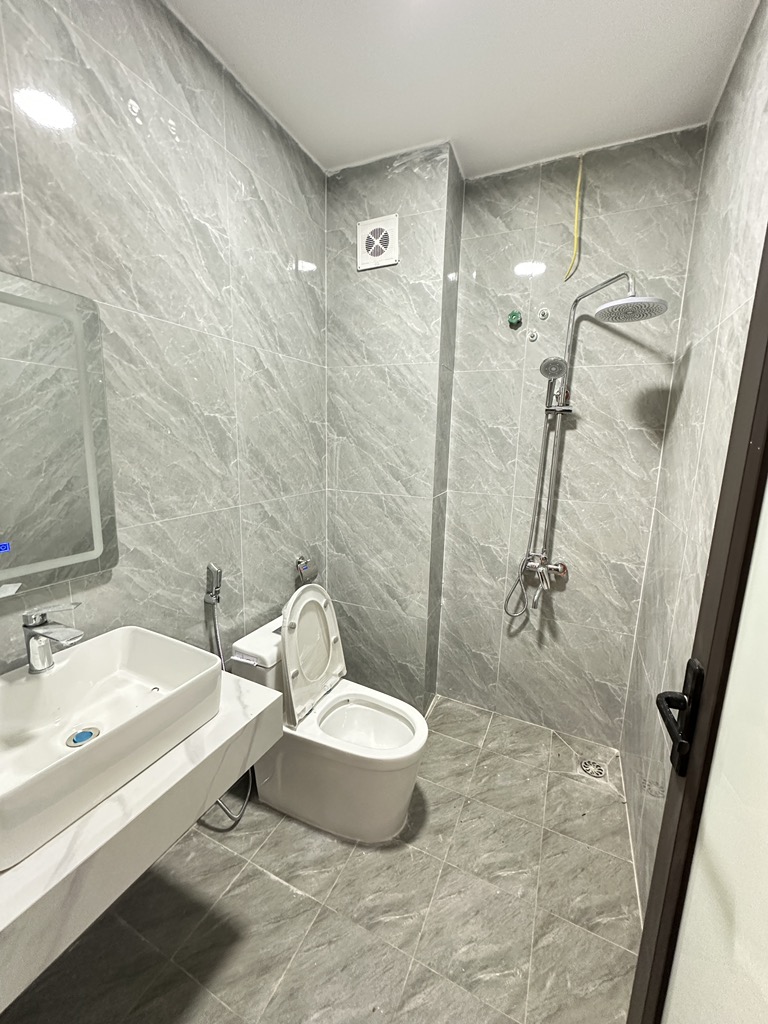 BÁN NHÀ PHỐ VO TRUNG, PHÚC LỢI MỚI TINH 30M2_5 TẦNG_4,75 TỶ, NGÕ NÔNG. Sổ vuông đẹp.